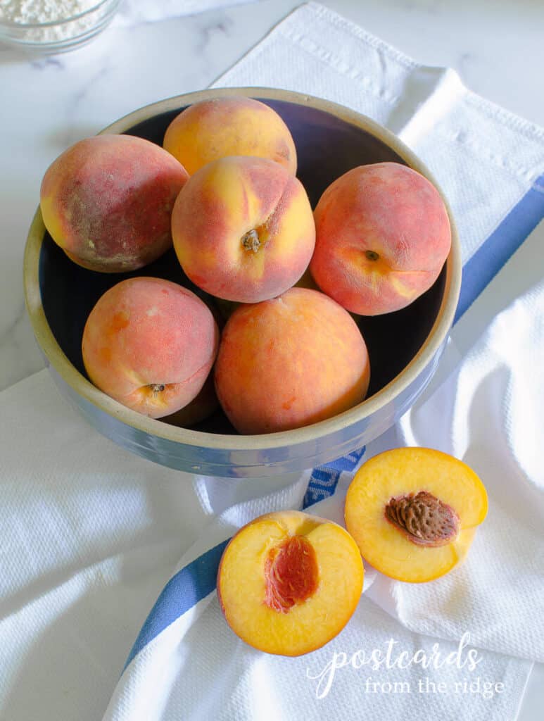 桃酥食谱中使用的新鲜桃子